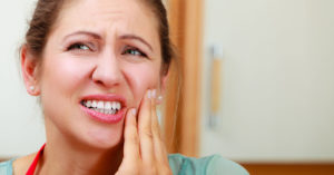 tooth implant pain